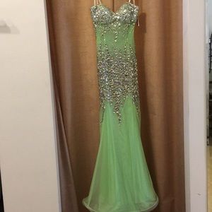 SOLD Prom dress NWT